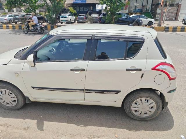 Second-hand 2017 Maruti Suzuki Swift LXI Optional-O for sale in New Delhi