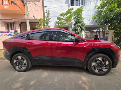Mahindra XEV 9e Pack Three