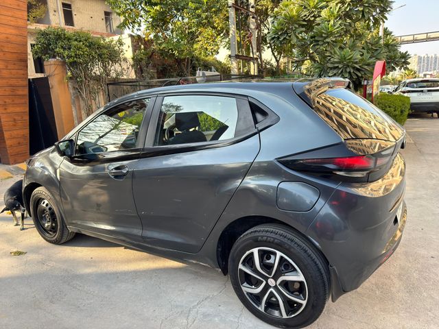 Tata Altroz XT Diesel BSVI Second-hand 2021 Tata Altroz XT Diesel BSVI for sale in Ghaziabad
