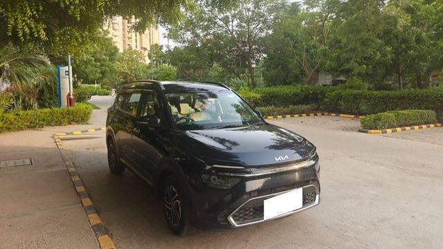 Kia Carens Luxury Turbo 2022-2023 Second-hand 2022 Kia Carens Luxury Turbo 2022-2023 for sale in Gurgaon