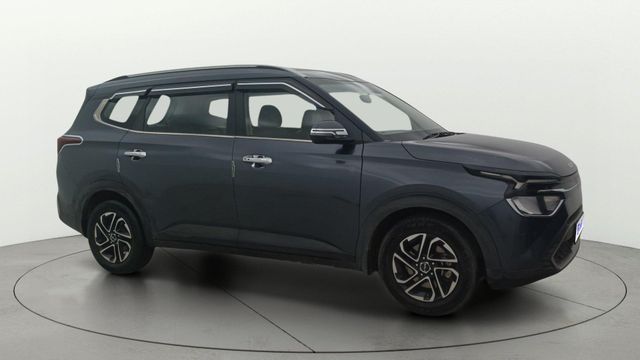 Second-hand 2022 Kia Carens Luxury Plus Diesel AT 6 STR BSVI for sale in Bangalore