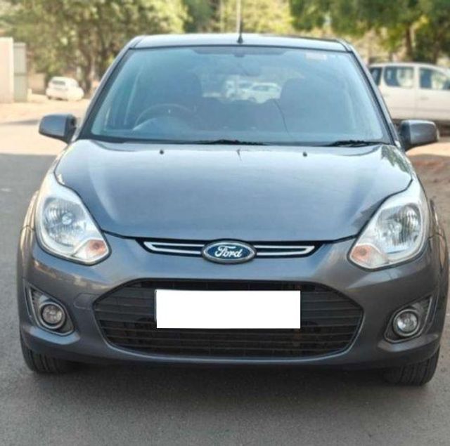 Ford Figo Diesel Titanium Second-hand 2014 Ford Figo Diesel Titanium for sale in Nashik