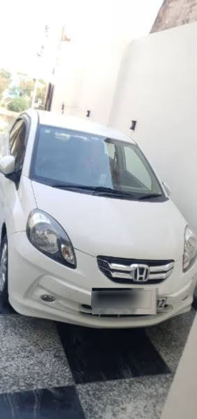 Second-hand 2015 Honda Amaze VX i-Vtech for sale in Meerut