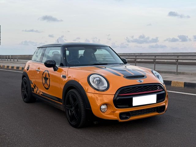 Mini 3 DOOR Cooper S Carbon Edition Second-hand 2015 Mini 3 DOOR Cooper S Carbon Edition for sale in Mumbai