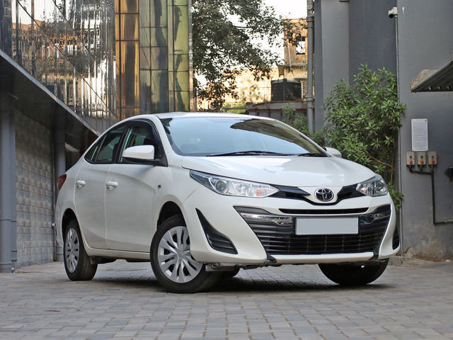 Second-hand 2018 Toyota Yaris J BSIV for sale in Kolkata