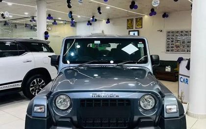 2023 Mahindra Thar LX Hard Top डीजल RWD