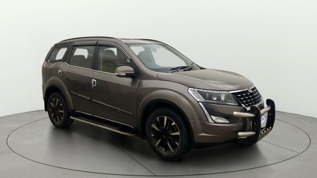 Second-hand 2019 Mahindra XUV500 W11 AT BSIV for sale in Hyderabad