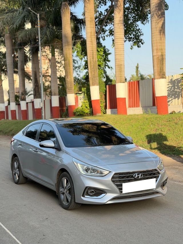 Second-hand 2018 Hyundai Verna CRDi 1.6 SX Option for sale in Nashik
