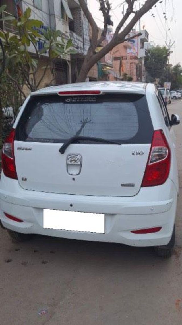 Hyundai i10 Era Second-hand 2012 Hyundai i10 Era for sale in Yamuna Nagar