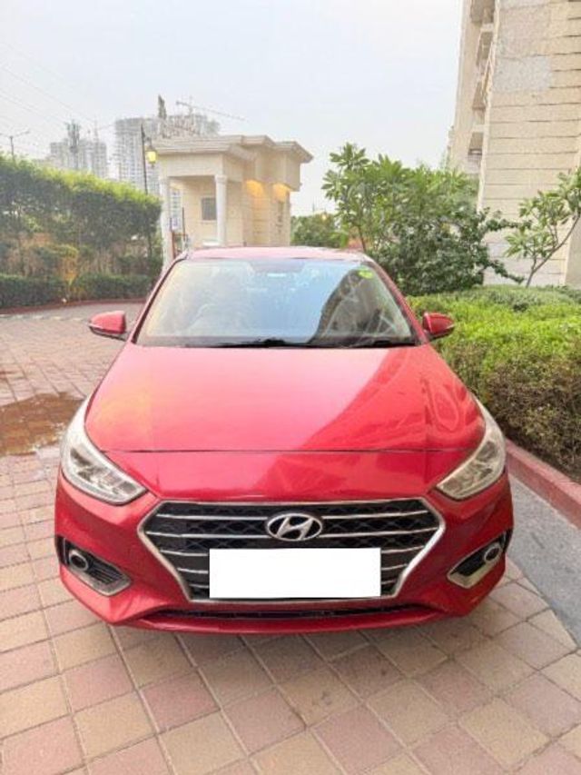 Second-hand 2017 Hyundai Verna 1.6 CRDi SX for sale in Noida