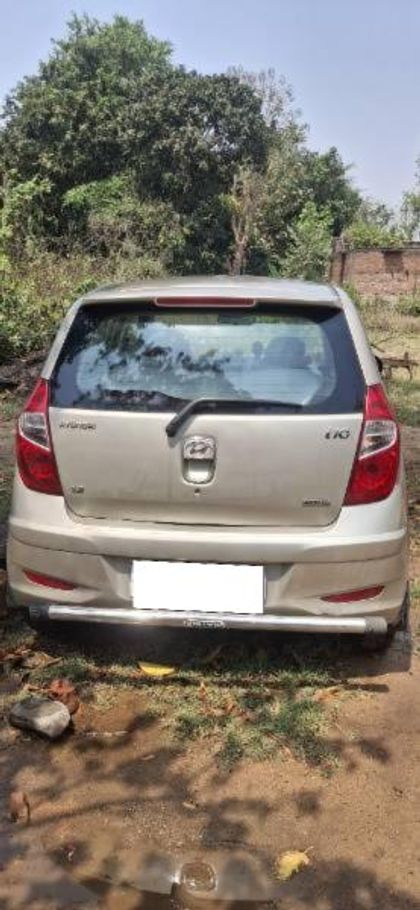 13 Used Hyundai i10