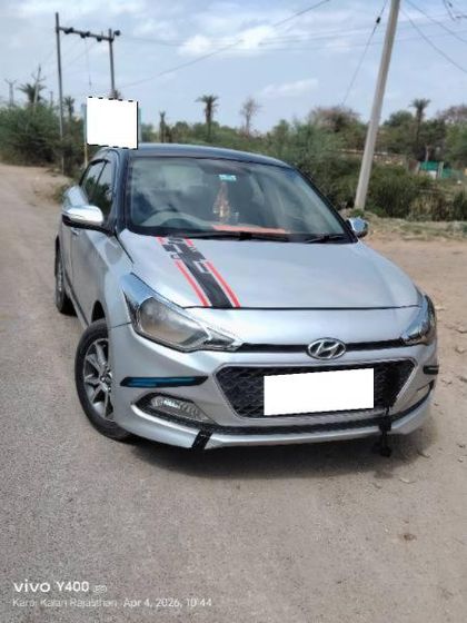 13 Used Hyundai i20 in Shivpuri