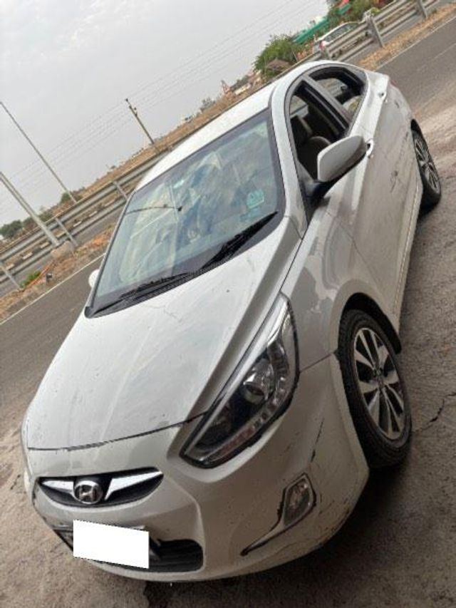 Second-hand 2014 Hyundai Verna 1.6 SX VTVT for sale in Pune