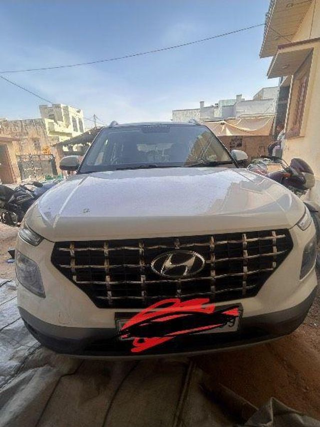 Hyundai Venue S Plus Second-hand 2021 Hyundai Venue S Plus for sale in Merta City