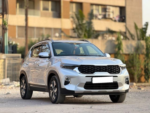 Second-hand 2023 Kia Sonet HTX Diesel AT for sale in Surat