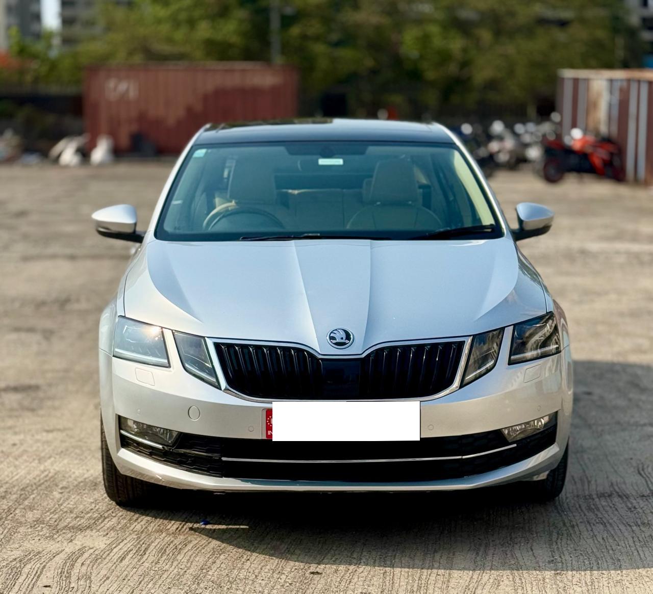 Used Petrol Sedan Cars in Mumbai - Check 911 Second Hand Petrol
