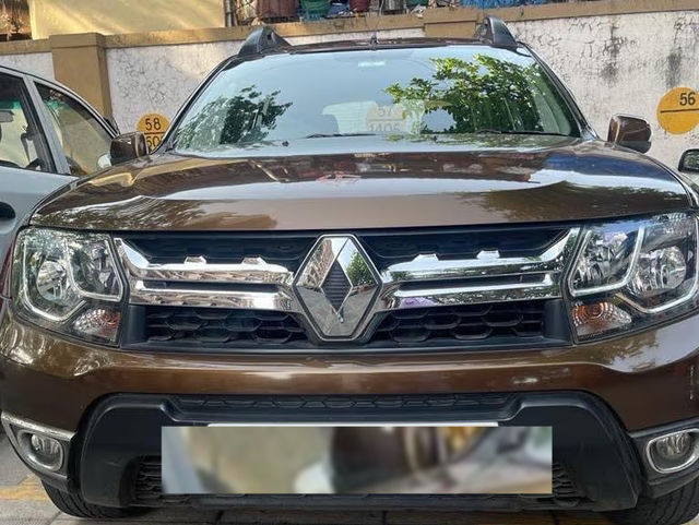 Renault Duster Petrol RxL Second-hand 2017 Renault Duster Petrol RxL for sale in Mumbai