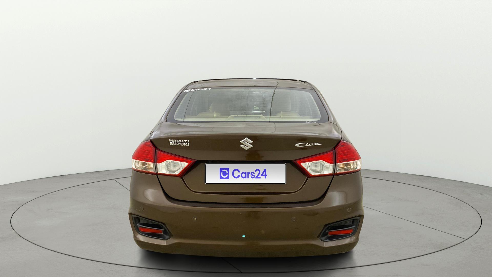 Buy Used Maruti Ciaz ZXi of 2015 model @ 3,36,232 INR in Thane