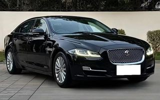 Used Jaguar XJ 2.0L Portfolio