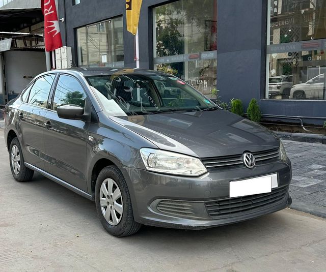 Volkswagen Vento Petrol Breeze Second-hand 2013 Volkswagen Vento Petrol Breeze for sale in Indore