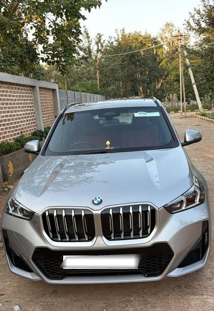2025 BMW X1 एसड्राइव18आई एम स्पोर्ट