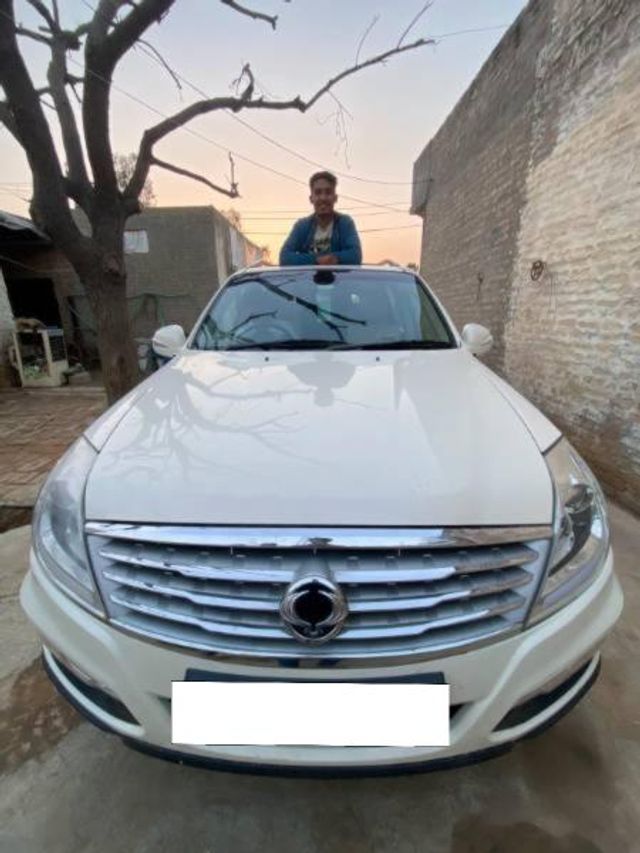 Mahindra Ssangyong Rexton RX7 Second-hand 2013 Mahindra Ssangyong Rexton RX7 for sale in Hisar