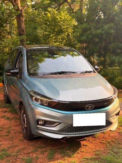 Tata Tiago EV XZ Plus Tech LUX LR