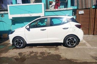2 Used Hyundai Grand i10 Nios in Sagar