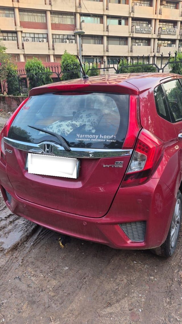 Second-hand 2019 Honda Jazz VX CVT for sale in Chandigarh