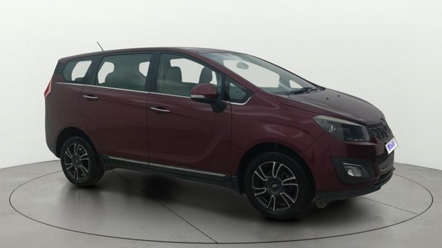 Second-hand 2018 Mahindra Marazzo M8 for sale in Bangalore