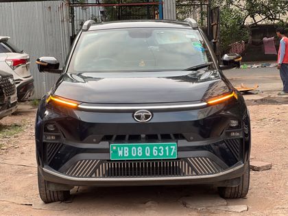 Tata Nexon EV Empowered LR