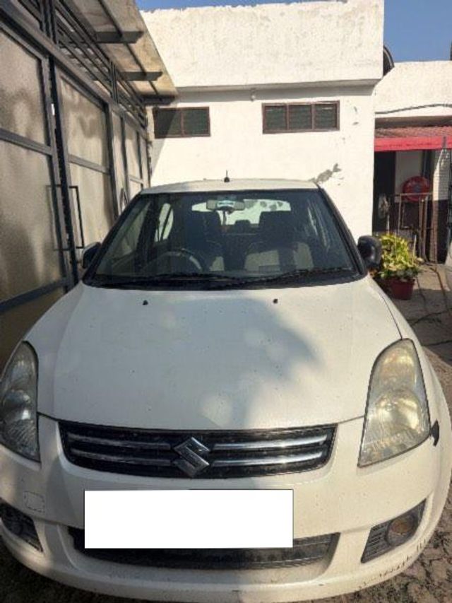 Maruti Suzuki Swift Dzire VDi Second-hand 2011 Maruti Suzuki Swift Dzire VDi for sale in Moradabad