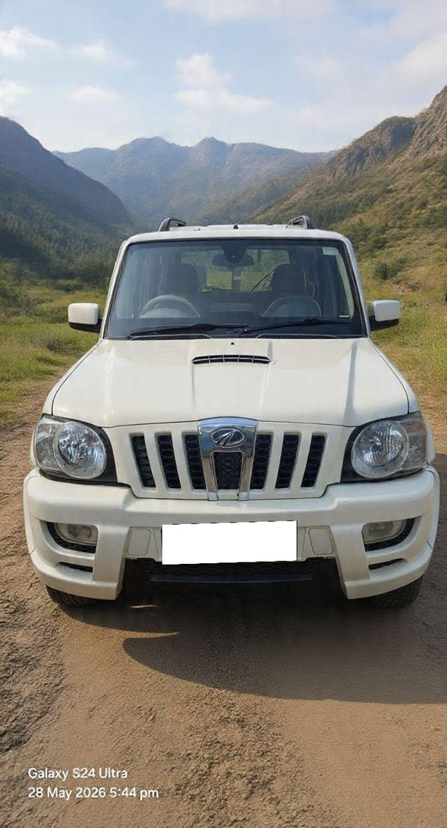 Mahindra Scorpio VLX 2WD 7S BSIV Second-hand 2012 Mahindra Scorpio VLX 2WD 7S BSIV for sale in Pune