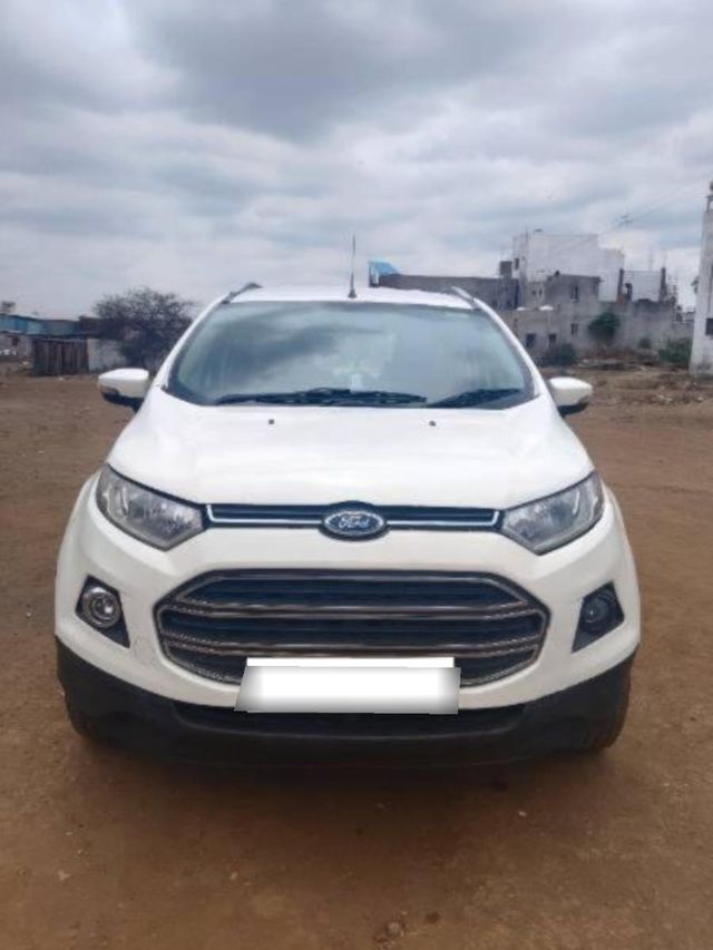 Ford Ecosport 1.5 DV5 MT Titanium Second-hand 2014 Ford Ecosport 1.5 DV5 MT Titanium for sale in Kolhapur