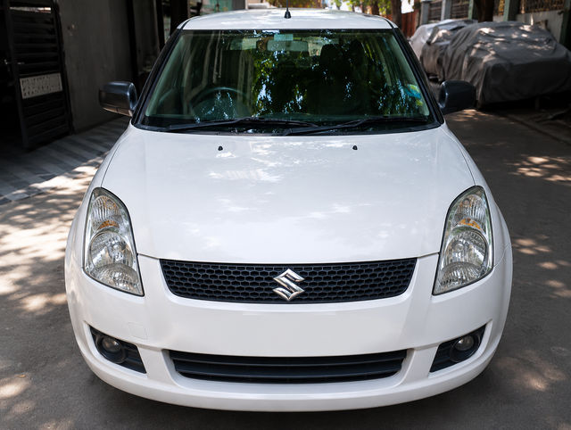 Maruti Suzuki Swift Lxi BSIV Second-hand 2010 Maruti Suzuki Swift Lxi BSIV for sale in Bangalore