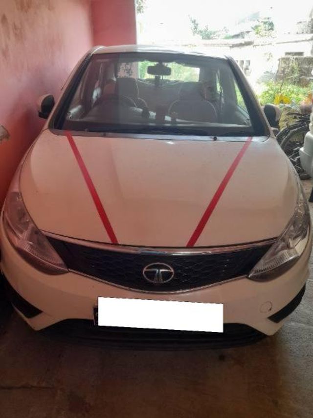 Tata Zest Quadrajet 1.3 75PS XE Second-hand 2017 Tata Zest Quadrajet 1.3 75PS XE for sale in Hazaribagh