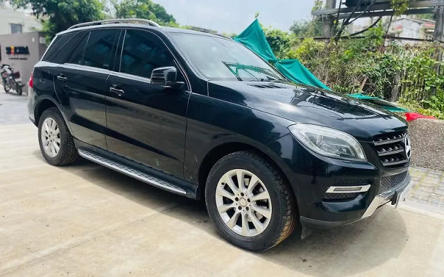 Mercedes-Benz M-Class ML 250 CDI Second-hand 2014 Mercedes-Benz M-Class ML 250 CDI for sale in Ahmedabad