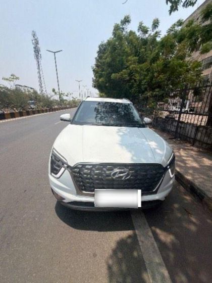 Used Prestige (O) 7-Str Diesel AT