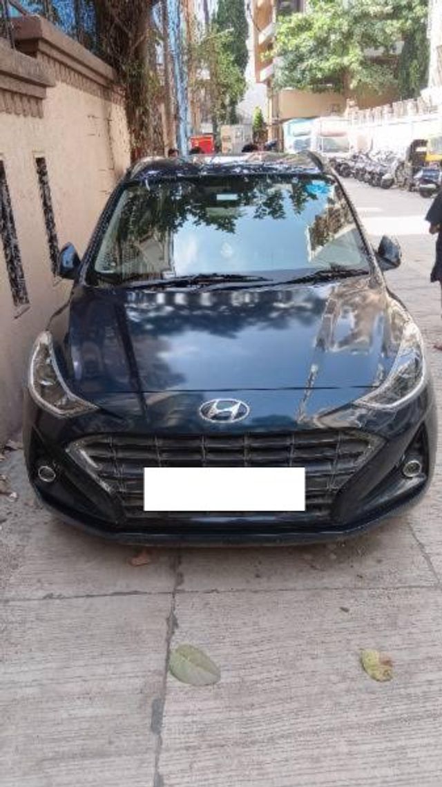 Second-hand 2020 Hyundai Grand i10 Nios AMT Sportz for sale in Mumbai