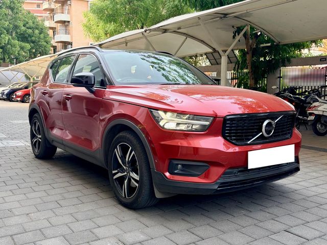 Volvo XC40 D4 R-Design Second-hand 2018 Volvo XC40 D4 R-Design for sale in Pune