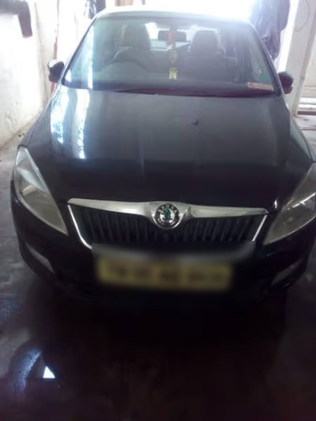 Skoda Rapid 1.6 TDI Ambition Second-hand 2012 Skoda Rapid 1.6 TDI Ambition for sale in Chennai