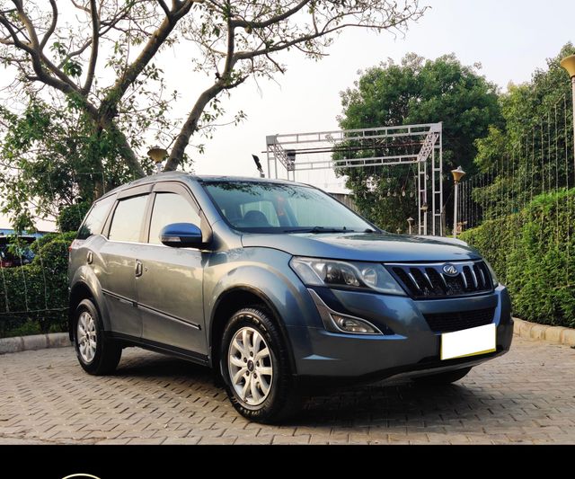 Second-hand 2018 Mahindra XUV500 W10 1.99 mHawk for sale in Gurgaon