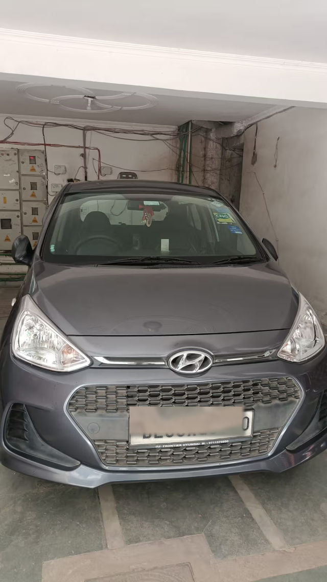Second-hand 2017 Hyundai Grand i10 Era for sale in New Delhi