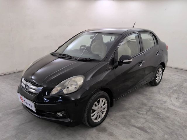 Honda Amaze 2nd Gen VX Second-hand 2013 Honda Amaze 2nd Gen VX for sale in Coimbatore
