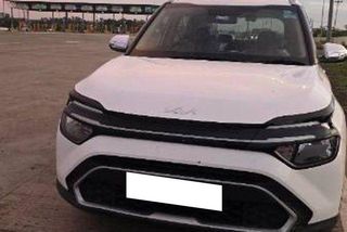 Used Kia Carens Gravity