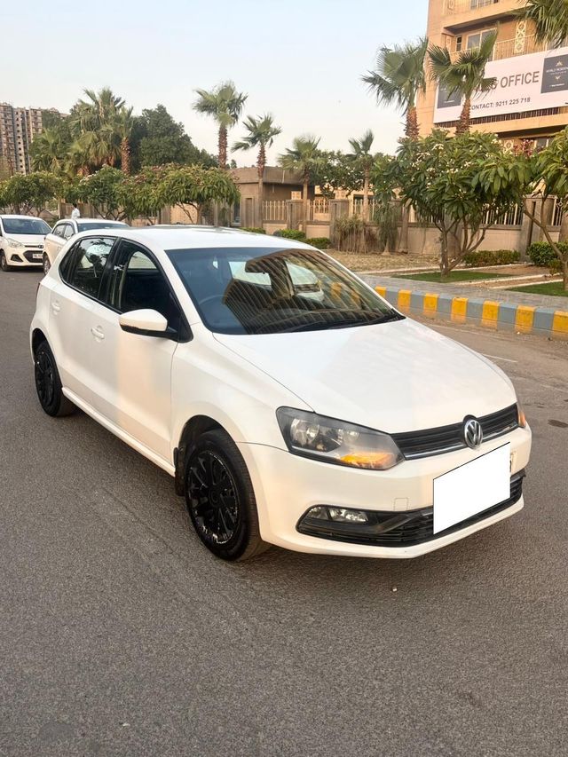 Volkswagen Polo 1.2 MPI Comfortline Second-hand 2016 Volkswagen Polo 1.2 MPI Comfortline for sale in New Delhi