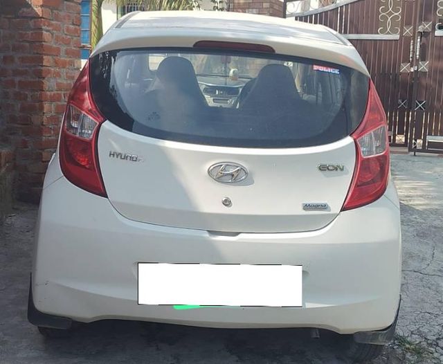 Hyundai EON Magna Plus Second-hand 2016 Hyundai EON Magna Plus for sale in Dehradun