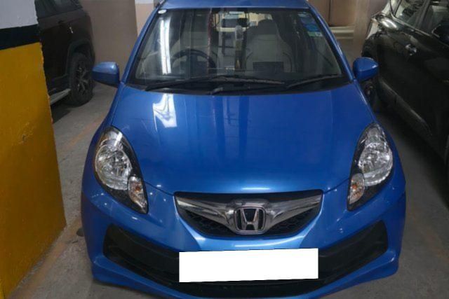 Second-hand 2012 Honda Brio S MT for sale in Noida
