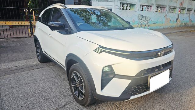 Second-hand 2023 Tata Nexon Creative AMT for sale in Pune