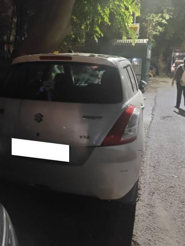 Second-hand 2012 Maruti Suzuki Swift VXI for sale in New Delhi
